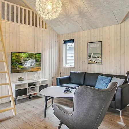 Nice Home In Blavand With Sauna *