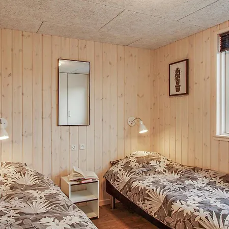 Nice Home In Blavand With Sauna *